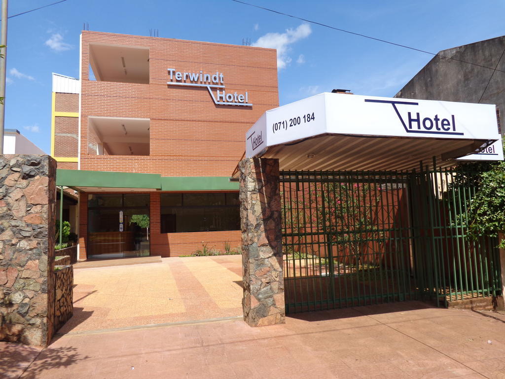 Terwindt Hotel Encarnación Exterior foto