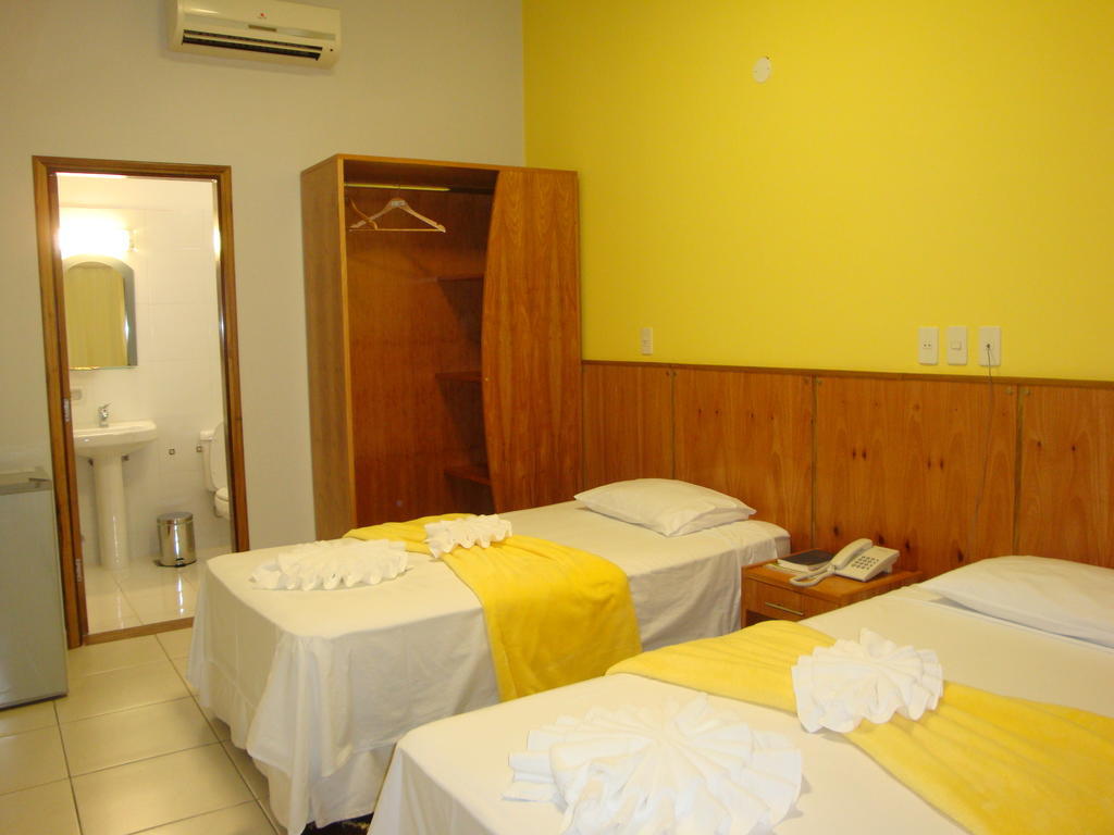 Terwindt Hotel Encarnación Cameră foto